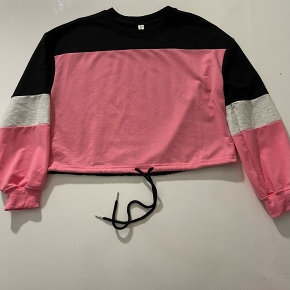 Angashion Colorblock Cropped Sweatshirt